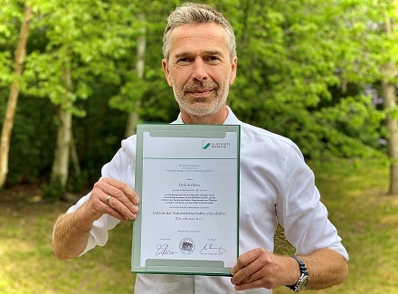 Honorary doctorate from the University of Bayreuth for science journalist Dirk Steffens