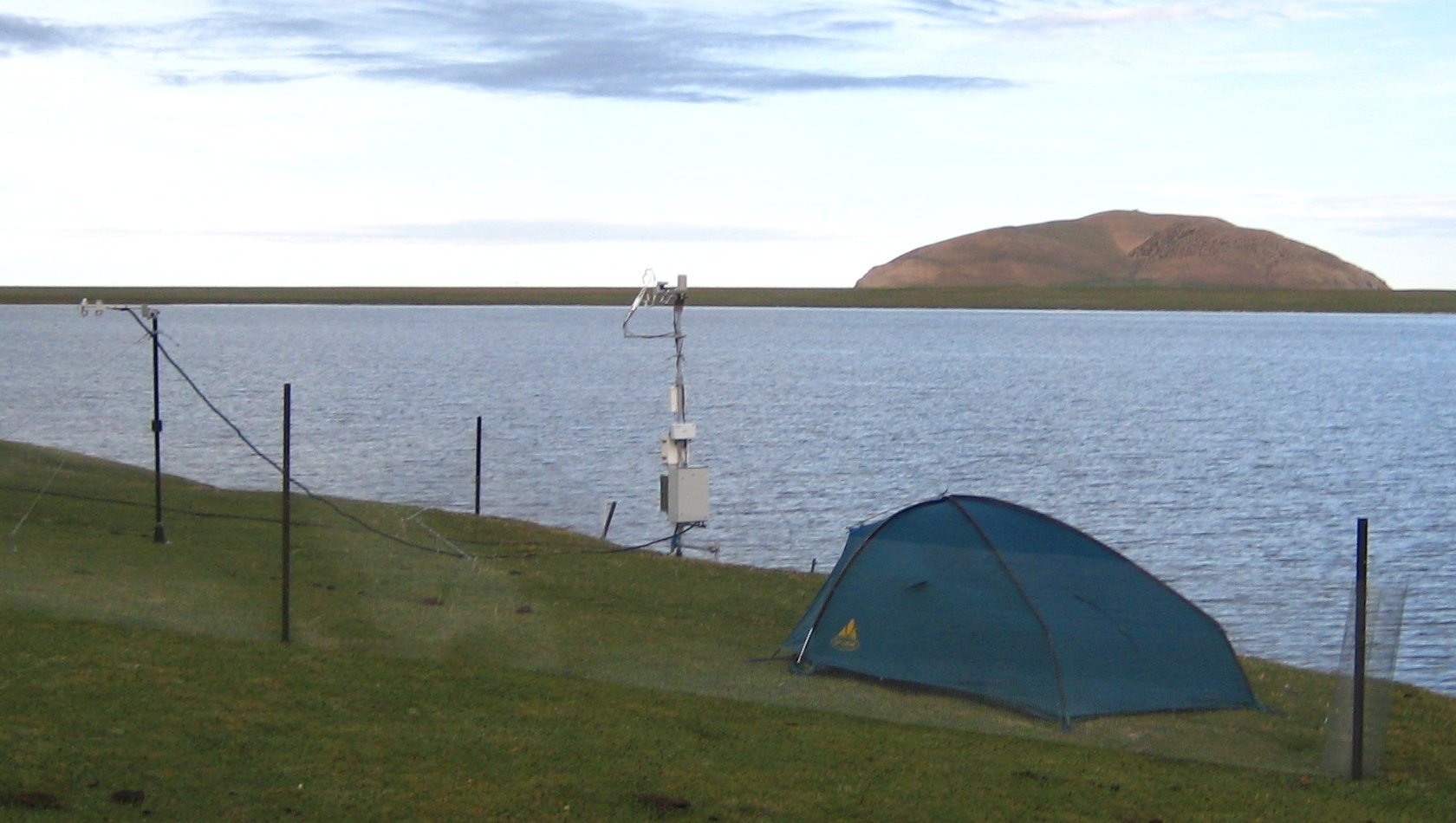 Whole measurement setup at Nam Co lake, 2009