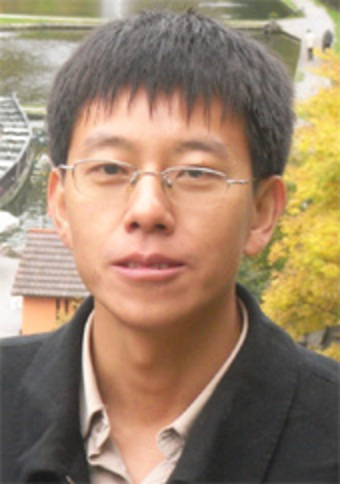 Degang Zhou